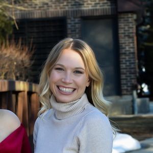 Meet your Posher, Carrie